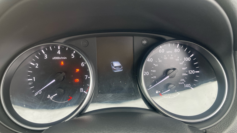 Nissan Qashqai 1.6 DiG-T Tekna 5dr Petrol Hatchback